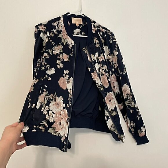 SKIES ARE BLUE STITCH FIX ANTHROPOLOGIE Flower Printed Bomber Jacket Navy Floral - Picture 8 of 15